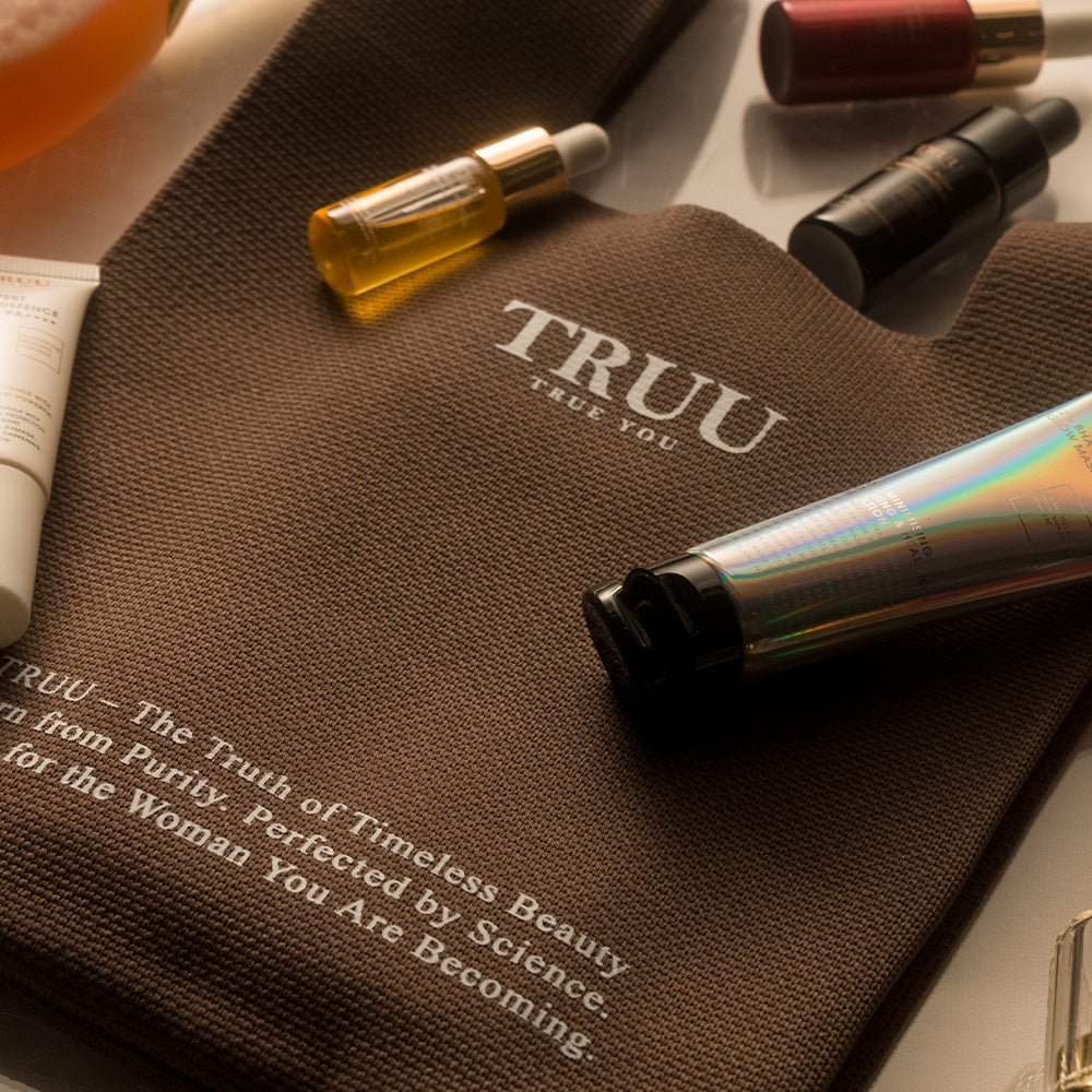 TRUU Mocha Mousse Knit Bag